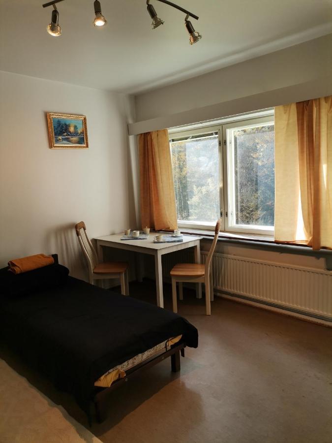 Economy Escape Apartment Kouvola Bagian luar foto
