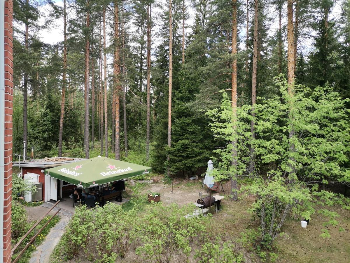 Economy Escape Apartment Kouvola Bagian luar foto